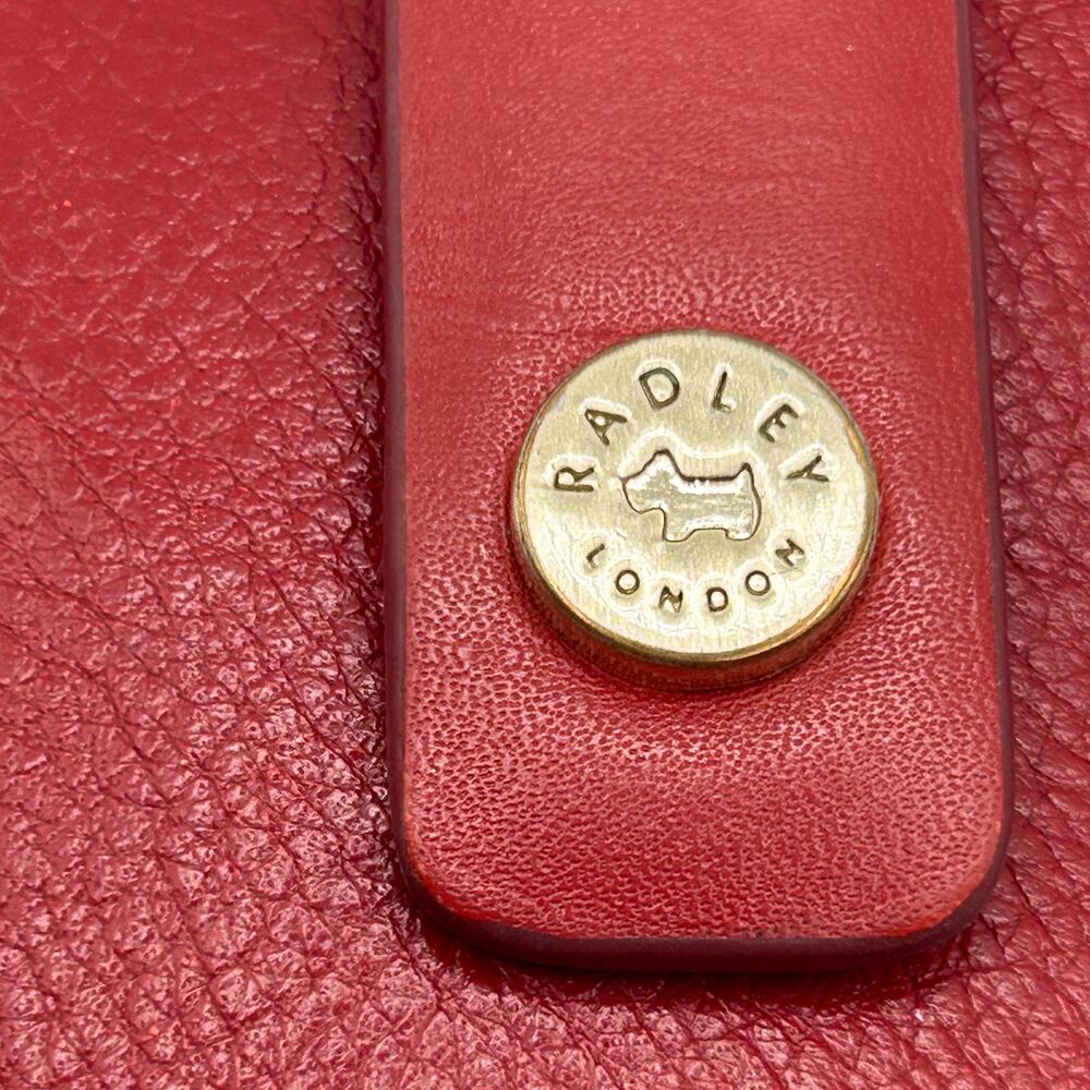 Radley London Red Leather Billfold Wallet 2 Zipper Pockets Very Nice Scottie - Picture 4 of 14